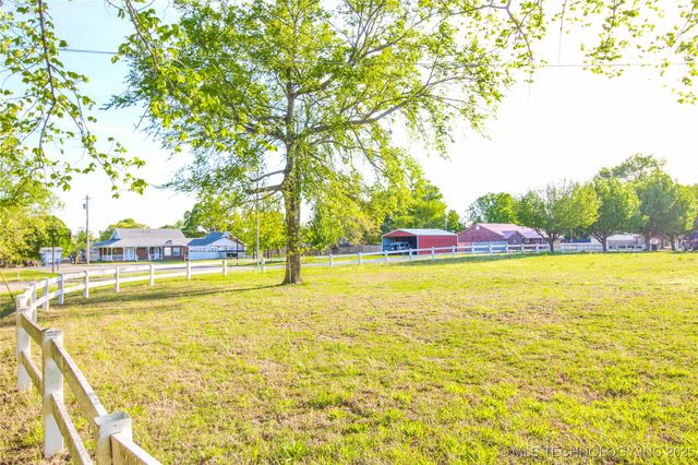 34 1145 Road, Eufaula, OK 74432