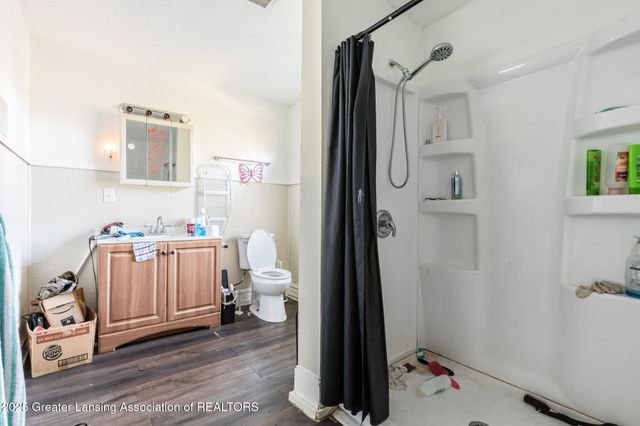 515 W Hillsdale Street, Lansing, MI 48933