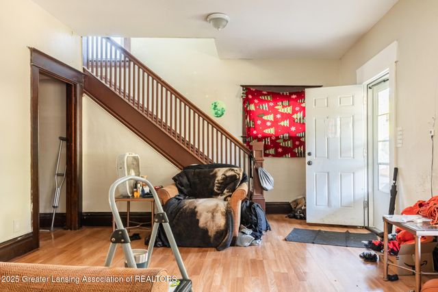 515 W Hillsdale Street, Lansing, MI 48933