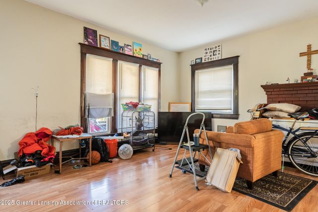 515 W Hillsdale Street, Lansing, MI 48933