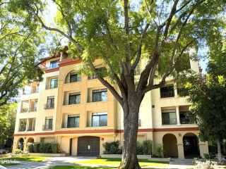 742 Locust 202, Pasadena, CA 91101