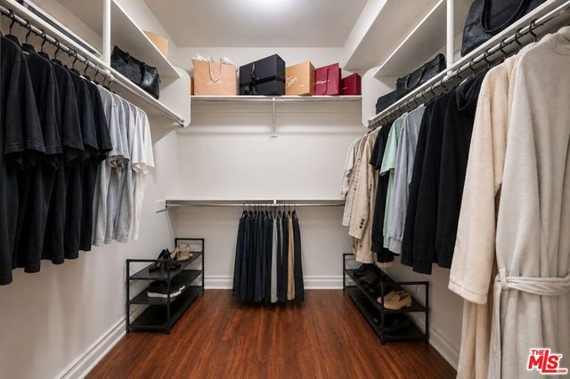 15206 Burbank Boulevard 116, Sherman Oaks, CA 91411