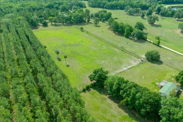 18585 N HIGHWAY 329, Reddick, FL 32686