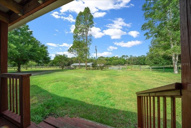 18585 N HIGHWAY 329, Reddick, FL 32686