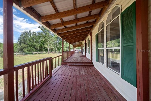 18585 N HIGHWAY 329, Reddick, FL 32686