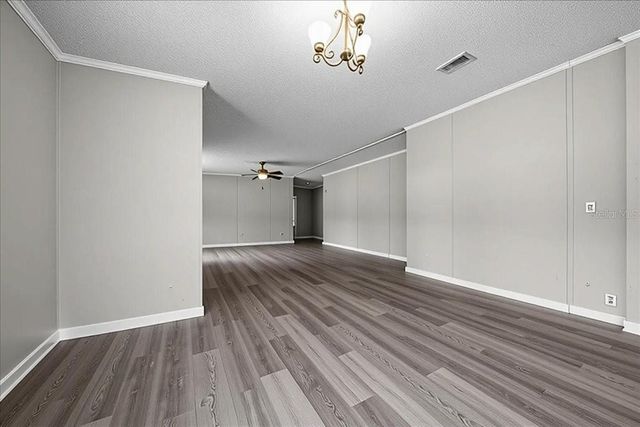 18585 N HIGHWAY 329, Reddick, FL 32686