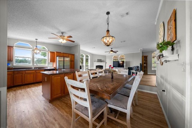 18585 N HIGHWAY 329, Reddick, FL 32686