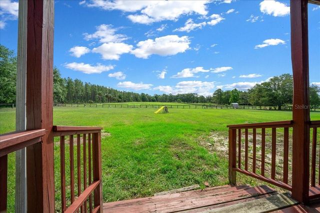 18585 N HIGHWAY 329, Reddick, FL 32686