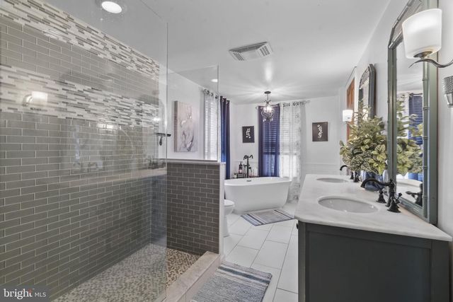 504 COLUMBIA AVE, Millville, NJ 08332