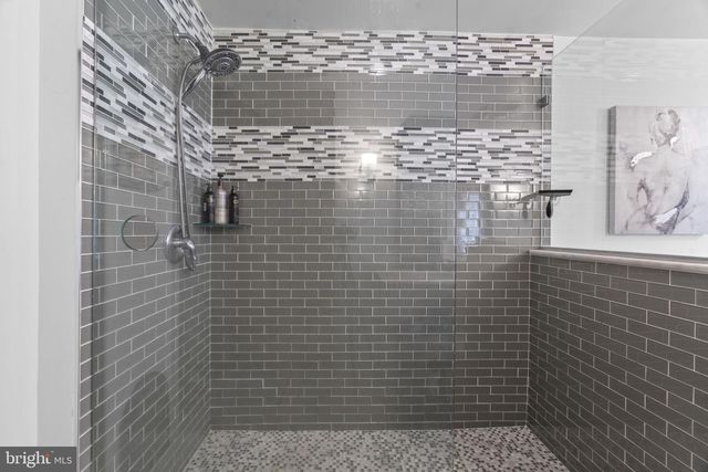 504 COLUMBIA AVE, Millville, NJ 08332