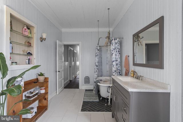 504 COLUMBIA AVE, Millville, NJ 08332