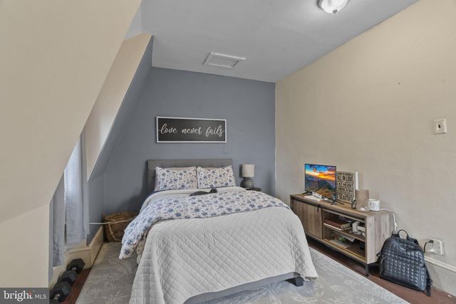 504 COLUMBIA AVE, Millville, NJ 08332