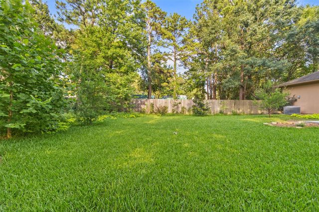 6714 Woodland Oaks, Magnolia, TX 77354