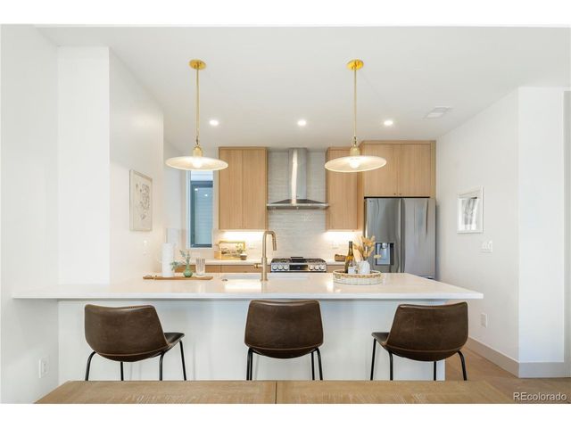 1230 N ZENOBIA St 4, Denver, CO 80204