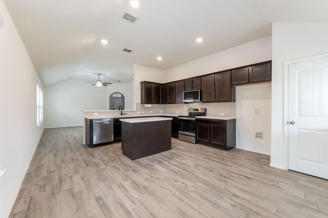 1041 N Churchill Drive, Fate, TX 75189