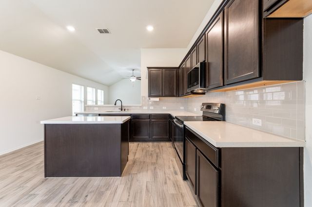 1041 N Churchill Drive, Fate, TX 75189
