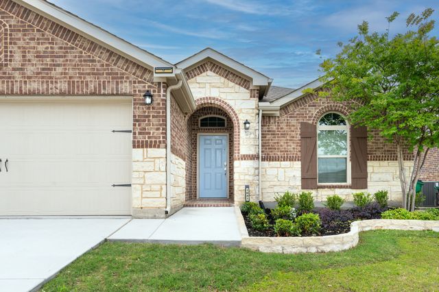 1041 N Churchill Drive, Fate, TX 75189