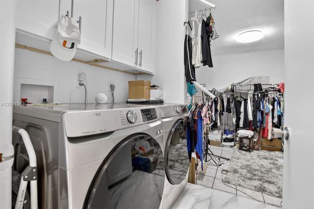 9280 SW 55th Ct, Cooper City, FL 33328