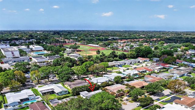 9280 SW 55th Ct, Cooper City, FL 33328