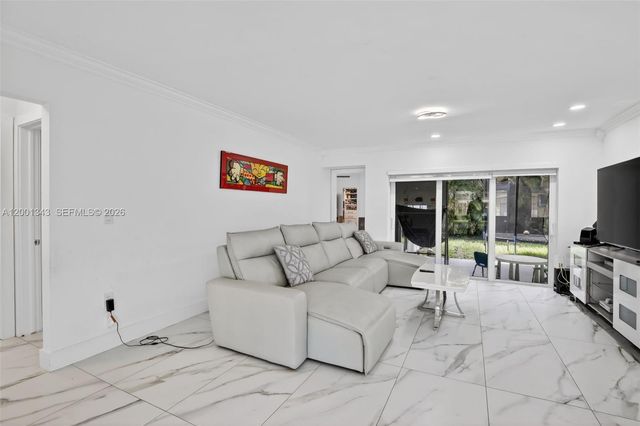 9280 SW 55th Ct, Cooper City, FL 33328