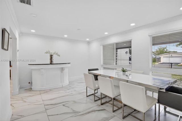 9280 SW 55th Ct, Cooper City, FL 33328