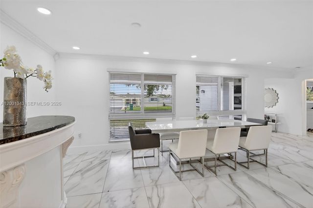 9280 SW 55th Ct, Cooper City, FL 33328