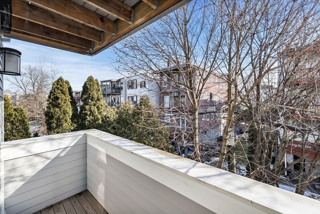 223 Saratoga Street 202, Boston, MA 02128