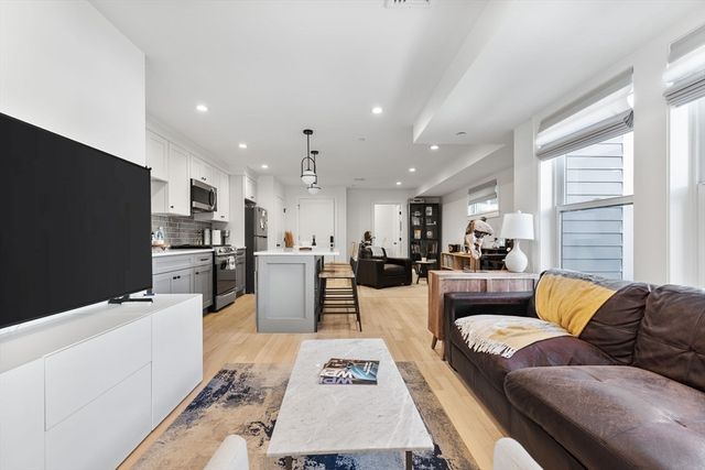 223 Saratoga Street 202, Boston, MA 02128