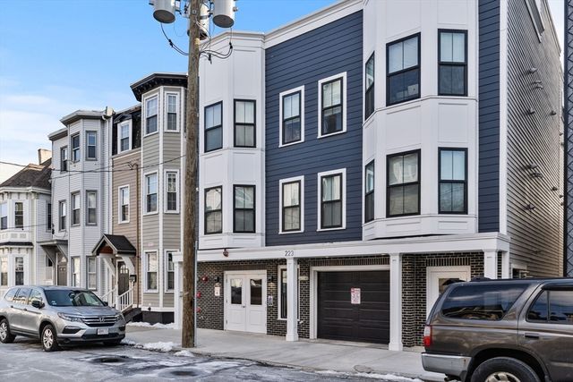 223 Saratoga Street 202, Boston, MA 02128