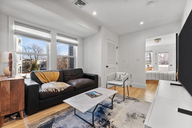 223 Saratoga Street 202, Boston, MA 02128