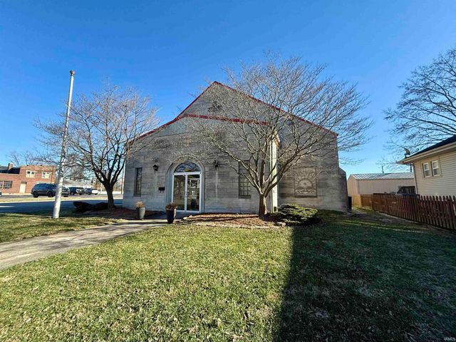 512 P Street, Bedford, IN 47421
