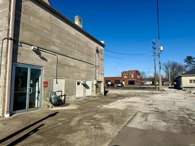 512 P Street, Bedford, IN 47421