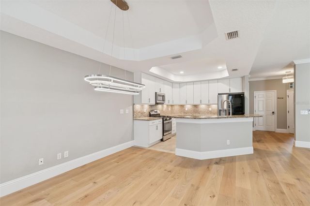 2858 BAYSHORE TRAILS DRIVE, Tampa, FL 33611