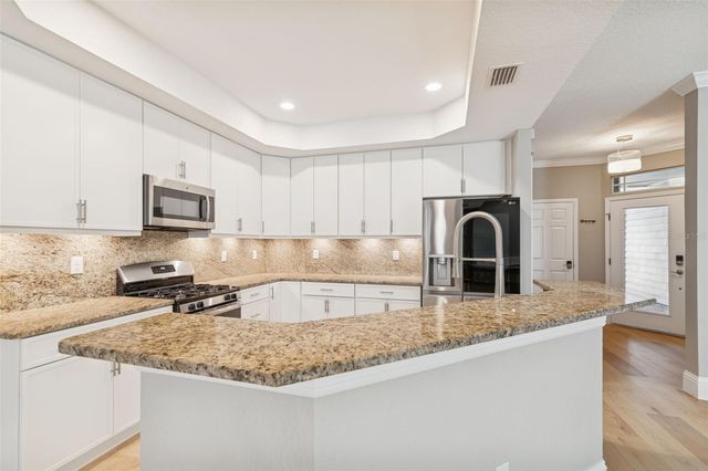 2858 BAYSHORE TRAILS DRIVE, Tampa, FL 33611