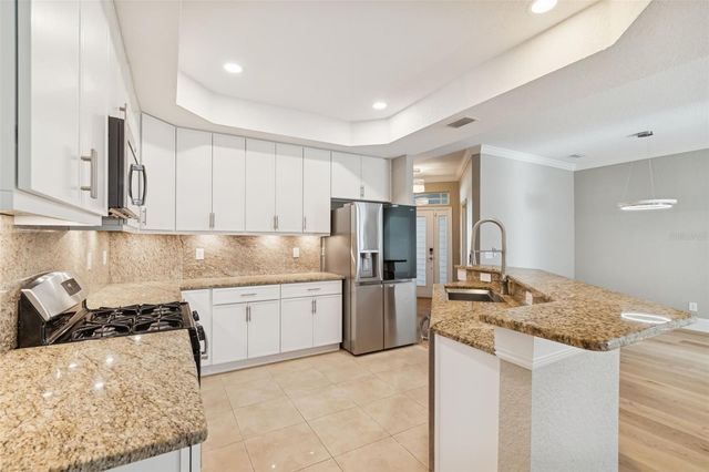 2858 BAYSHORE TRAILS DRIVE, Tampa, FL 33611