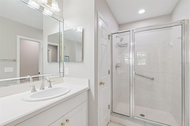 2858 BAYSHORE TRAILS DRIVE, Tampa, FL 33611