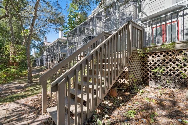 2858 BAYSHORE TRAILS DRIVE, Tampa, FL 33611