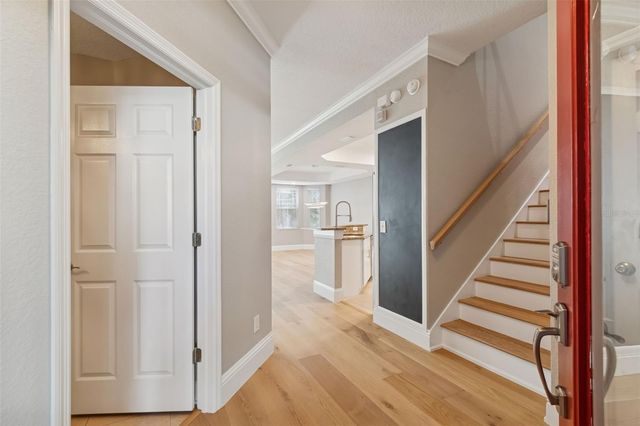 2858 BAYSHORE TRAILS DRIVE, Tampa, FL 33611