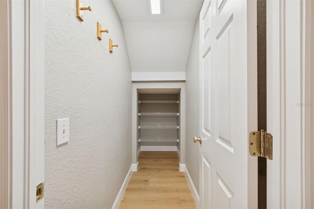 2858 BAYSHORE TRAILS DRIVE, Tampa, FL 33611