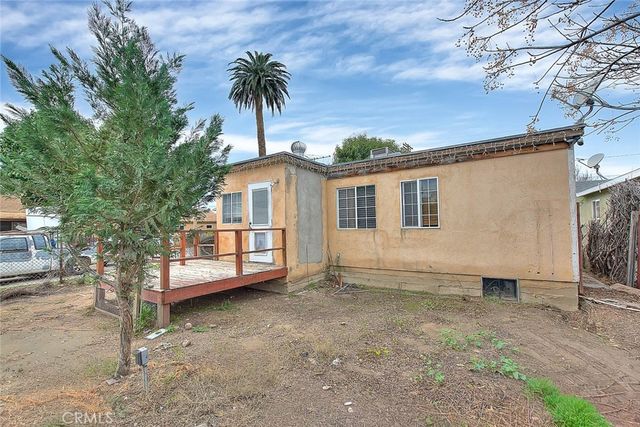 7024 Eton, Canoga Park, CA 91303