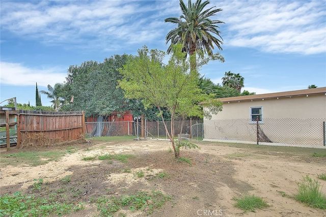 7024 Eton, Canoga Park, CA 91303