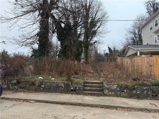 872 T P Burruss Sr SW Drive, Atlanta, GA 30314