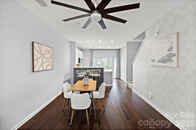 1229 Lalex Lane, Charlotte, NC 28209