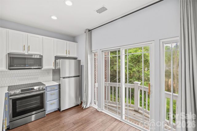 1229 Lalex Lane, Charlotte, NC 28209