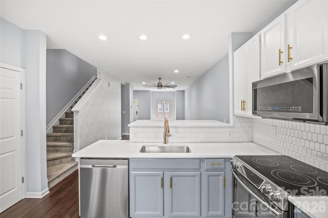 1229 Lalex Lane, Charlotte, NC 28209