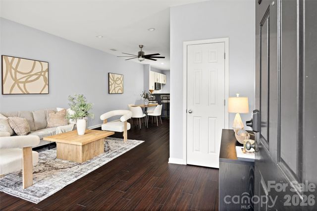 1229 Lalex Lane, Charlotte, NC 28209