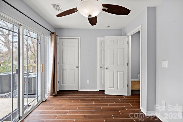 1229 Lalex Lane, Charlotte, NC 28209