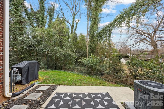 1229 Lalex Lane, Charlotte, NC 28209