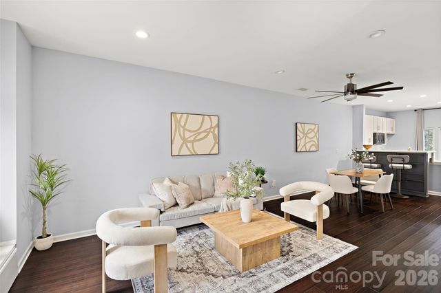 1229 Lalex Lane, Charlotte, NC 28209
