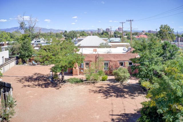1913 Lomas Boulevard NW, Albuquerque, NM 87104